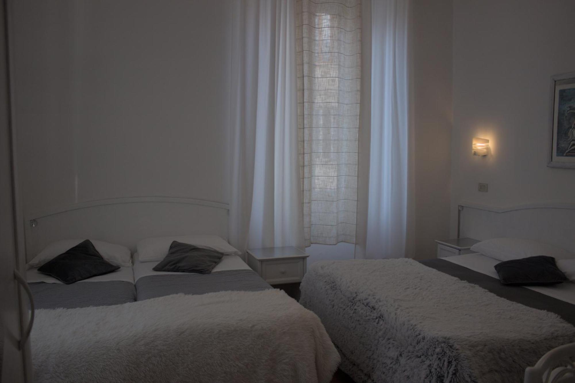 Soggiorno Madrid Florencie Exteriér fotografie